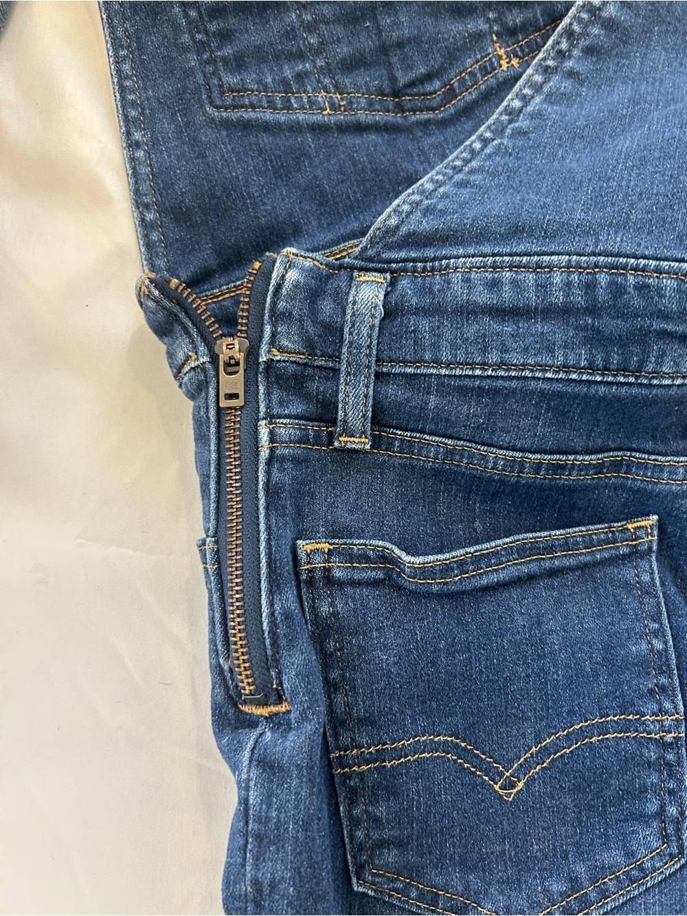 Levi's Indigo Denim Women's Overalls - Picture 6 of 8